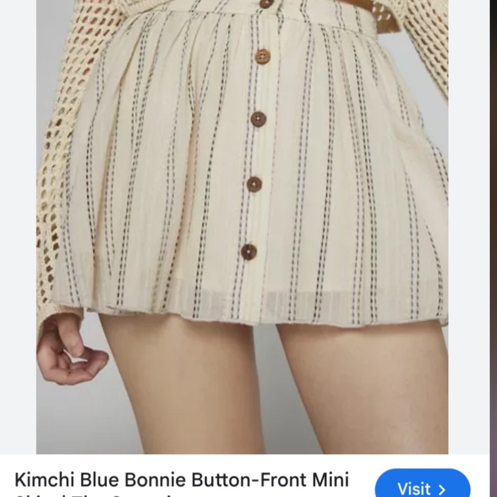 NWOT Kimichi Blue Urban size Medium. Lined skirt